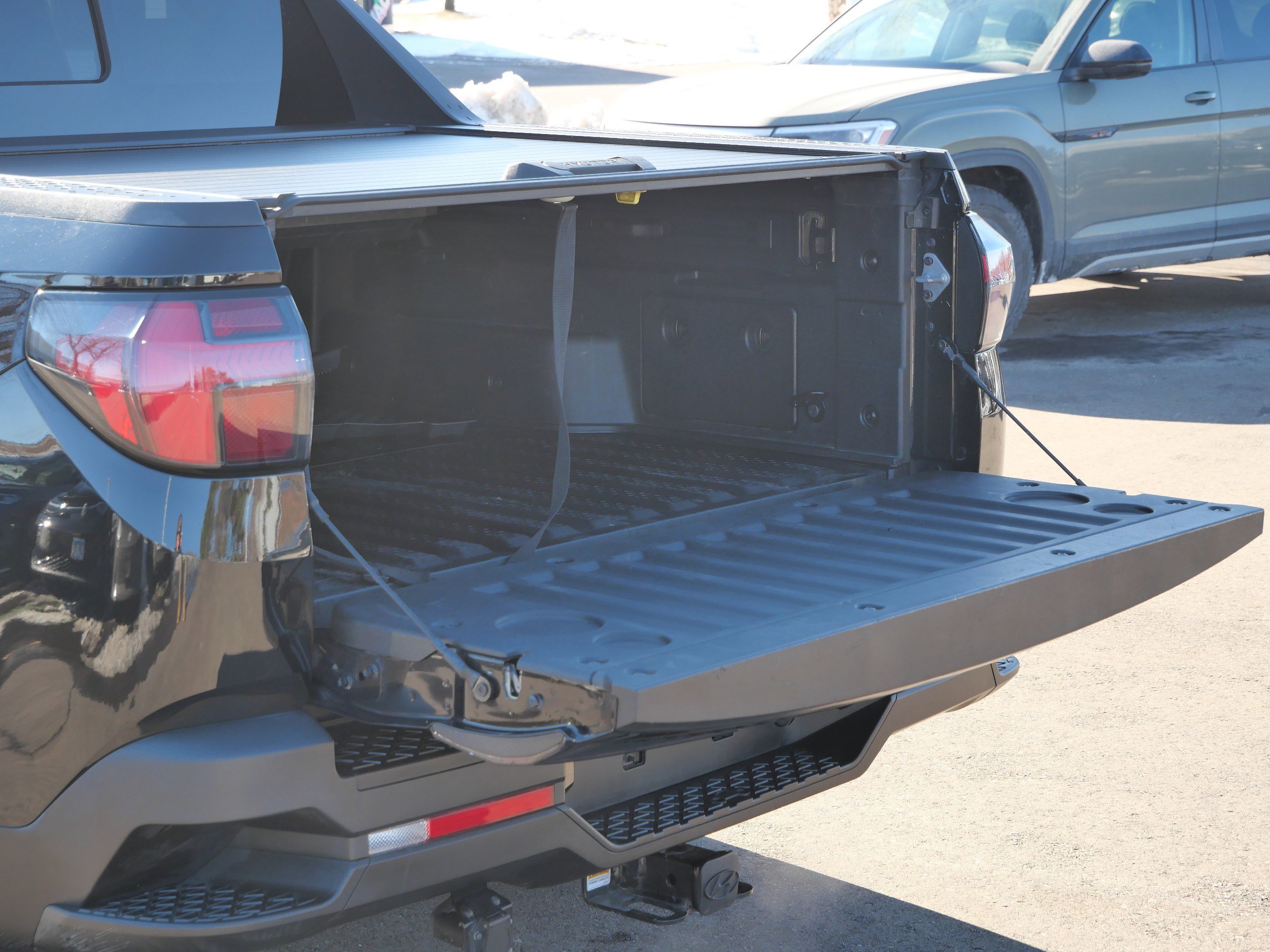 Used 2023 Hyundai Santa Cruz SEL Premium image 18