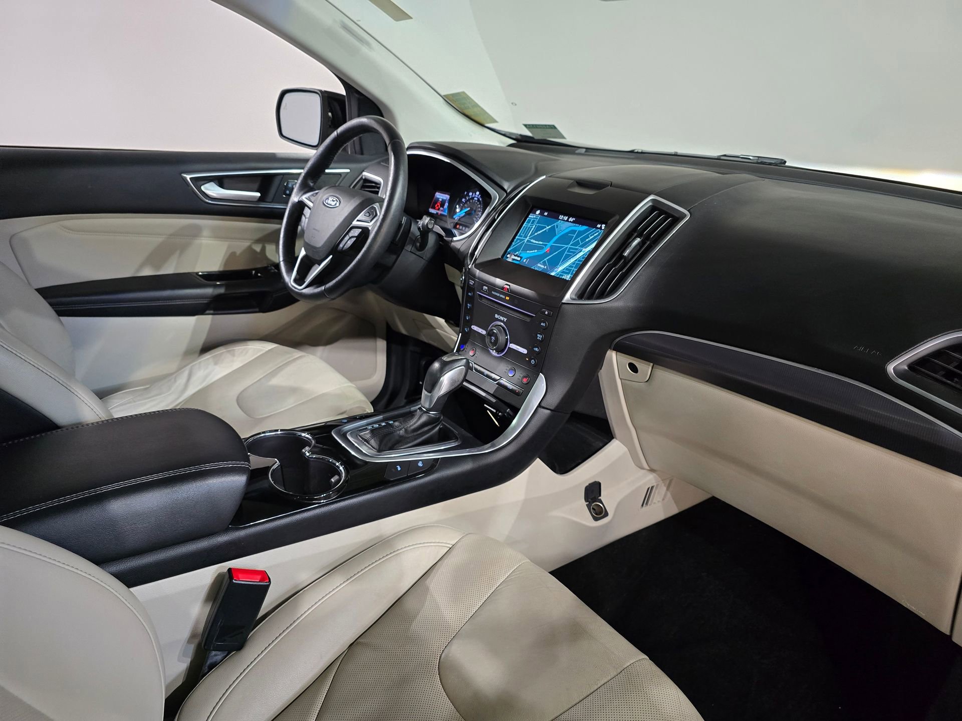 Used 2016 Ford Edge Titanium w/ Equipment Group 302A image 44