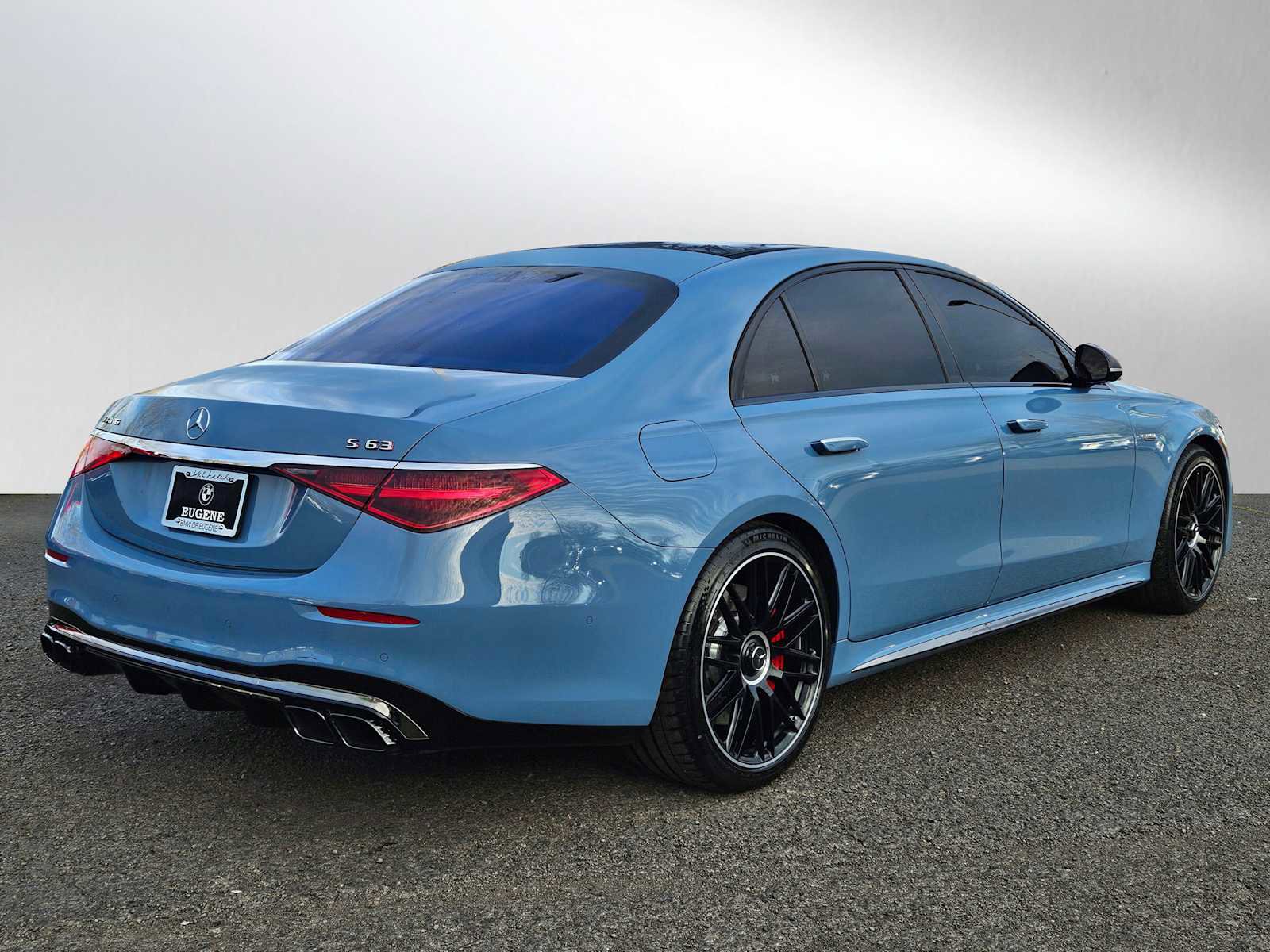 Used 2025 Mercedes-Benz S 63 AMG S image 3