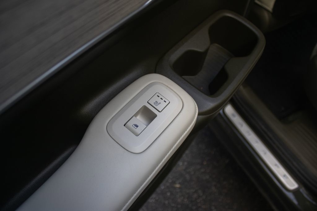 Used 2024 Hyundai Santa Fe Calligraphy image 23