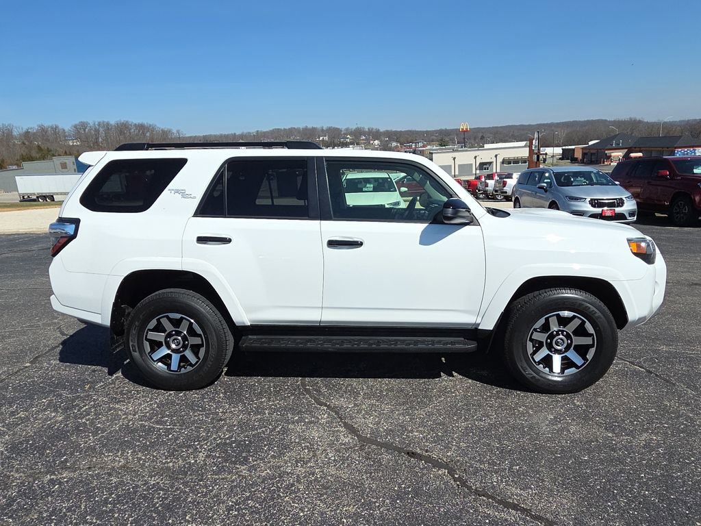 Used 2023 Toyota 4Runner TRD Off-Road image 9