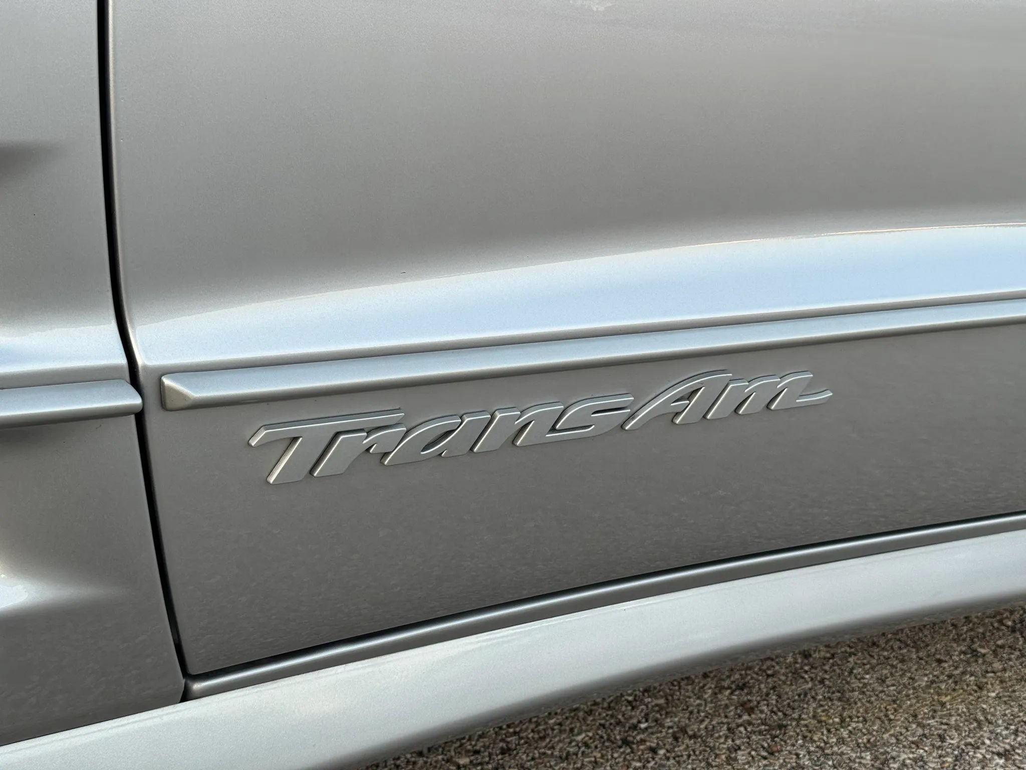 Used 2000 Pontiac Firebird Trans Am RWD image 13