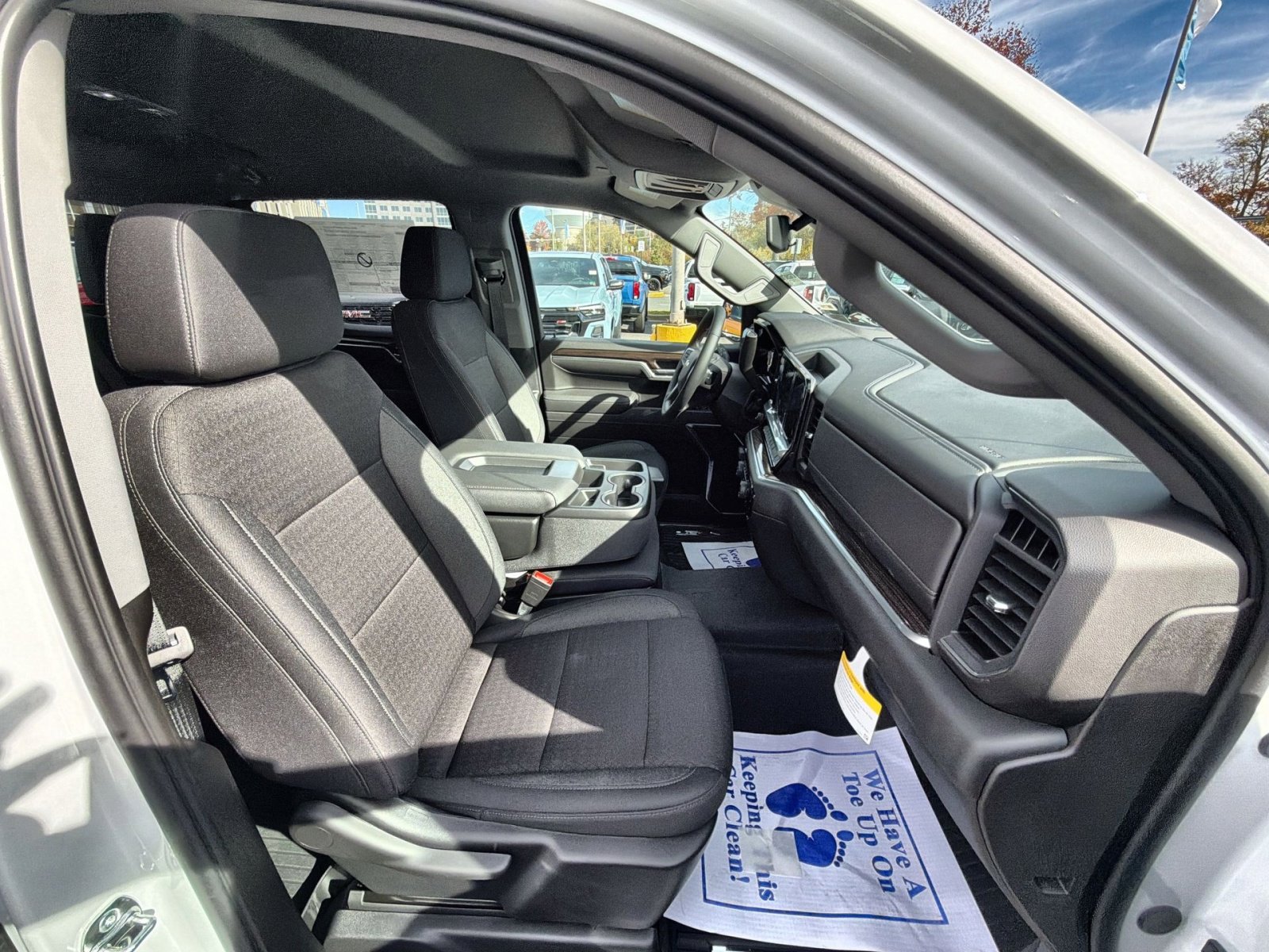 New 2026 Chevrolet Silverado 1500 LT image 27