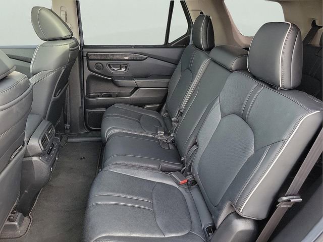 Used 2024 Honda Pilot Elite image 15