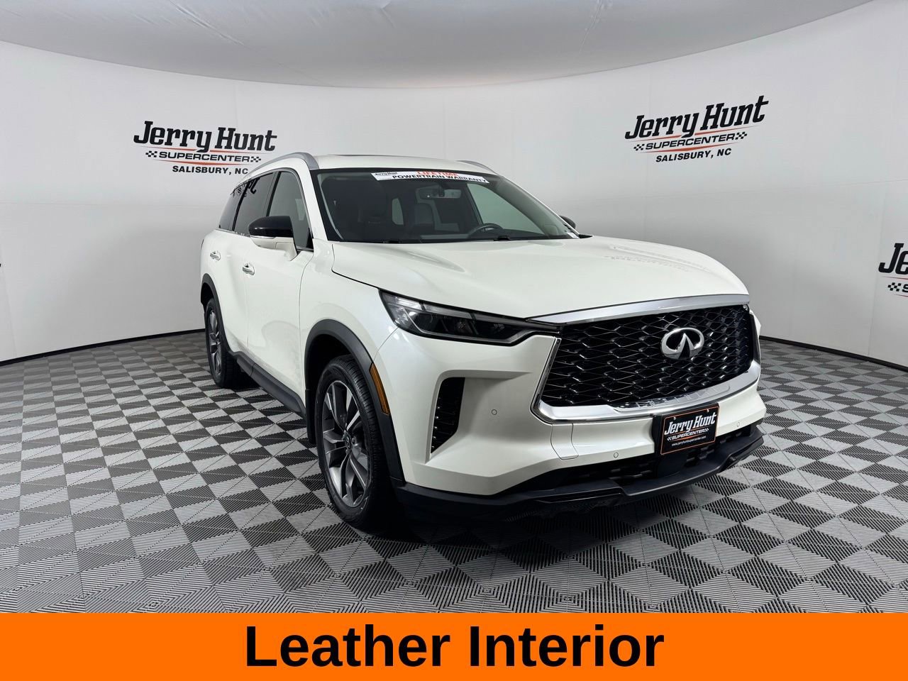 Used 2023 INFINITI QX60 Luxe w/ Performance Audio Package image 6