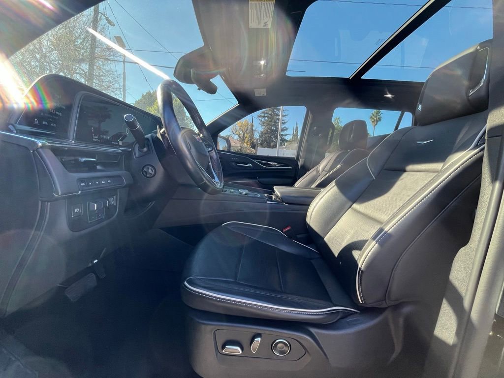 Used 2023 Cadillac Escalade Sport image 7