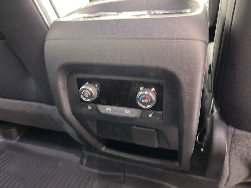 New 2026 Chevrolet Traverse RS image 17