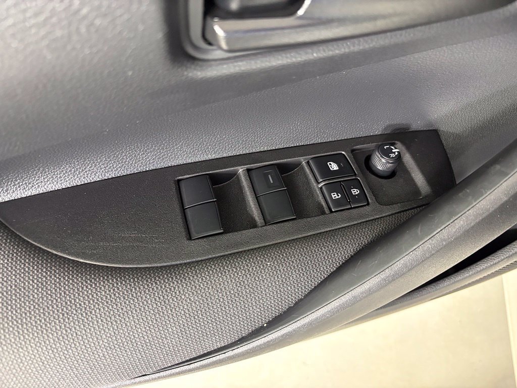 Used 2025 Toyota Corolla LE FWD image 14