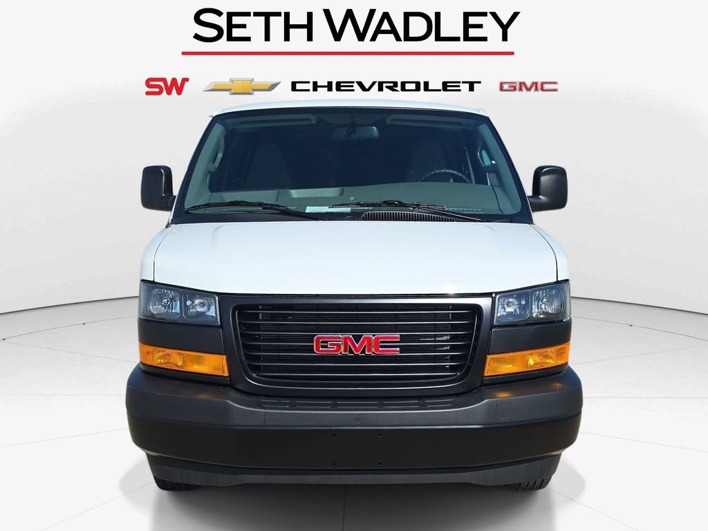New 2026 GMC Savana 3500 Extended w/ Driver Convenience Package RWD image 2