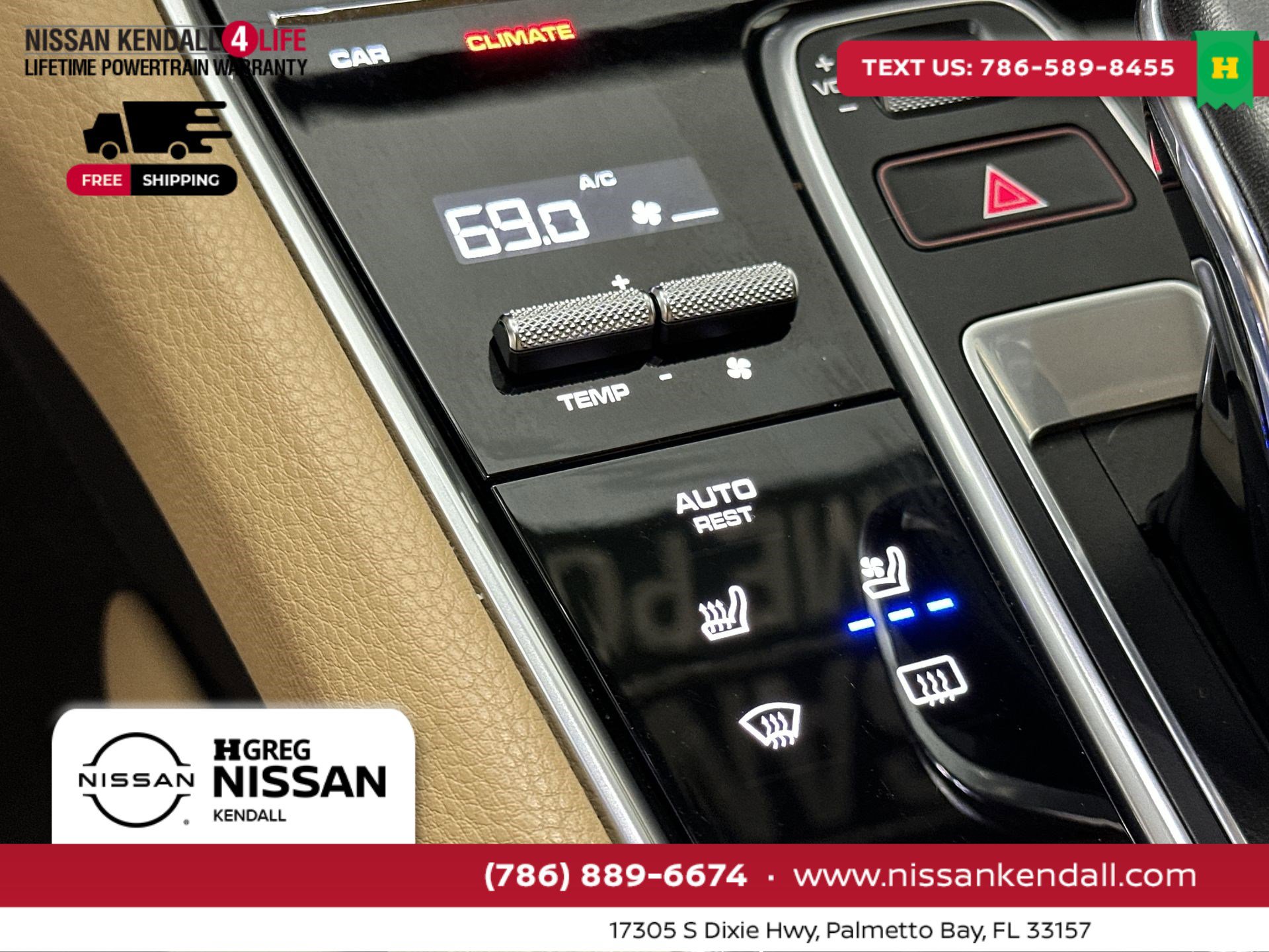 Used 2018 Porsche Panamera 4 image 23