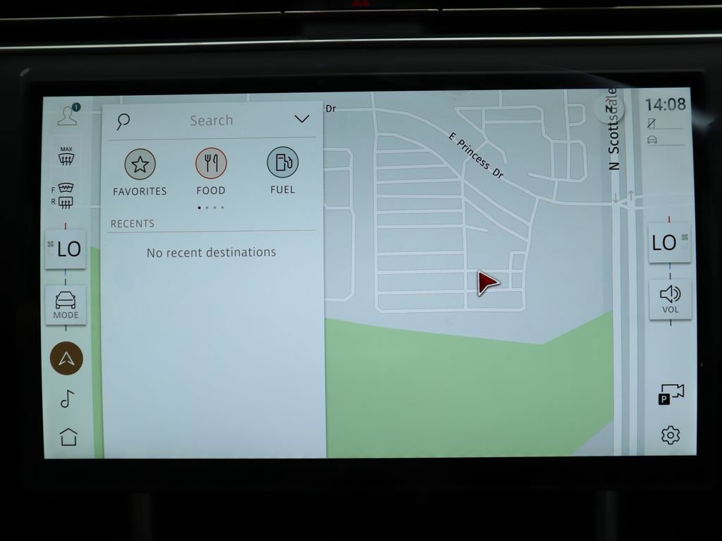 New 2025 Land Rover Range Rover SE image 15