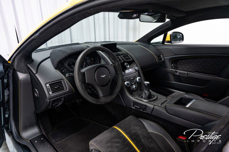 Used 2015 Aston Martin V8 Vantage GT image 30