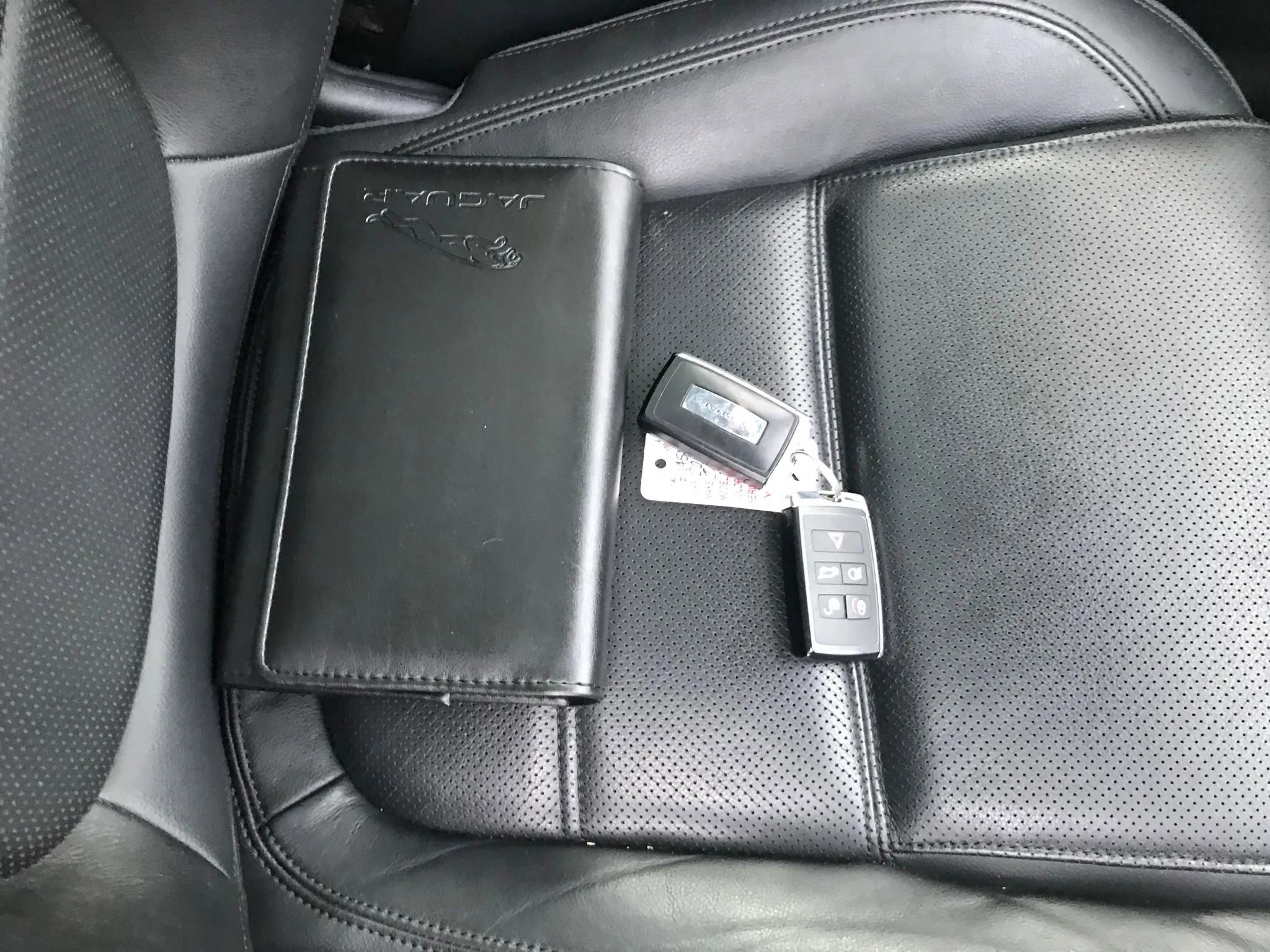 Used 2018 Jaguar E-PACE S image 52