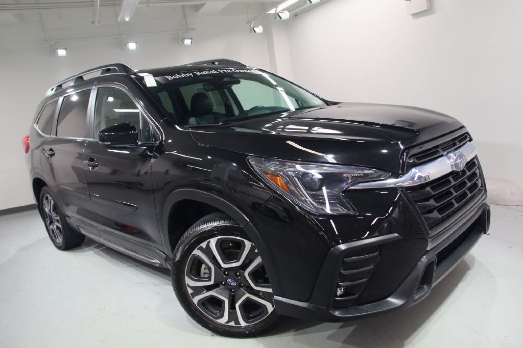 Used 2024 Subaru Ascent Limited w/ Technology Package AWD/4WD image 10