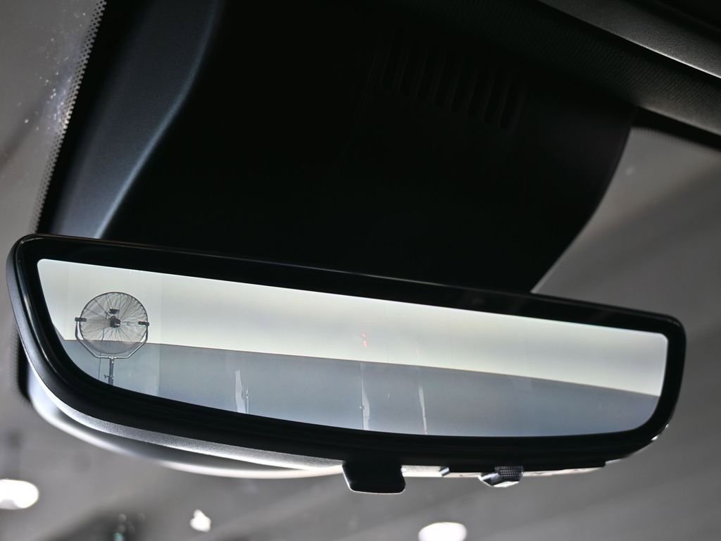 Used 2024 Chevrolet Silverado 1500 High Country w/ Technology Package image 25