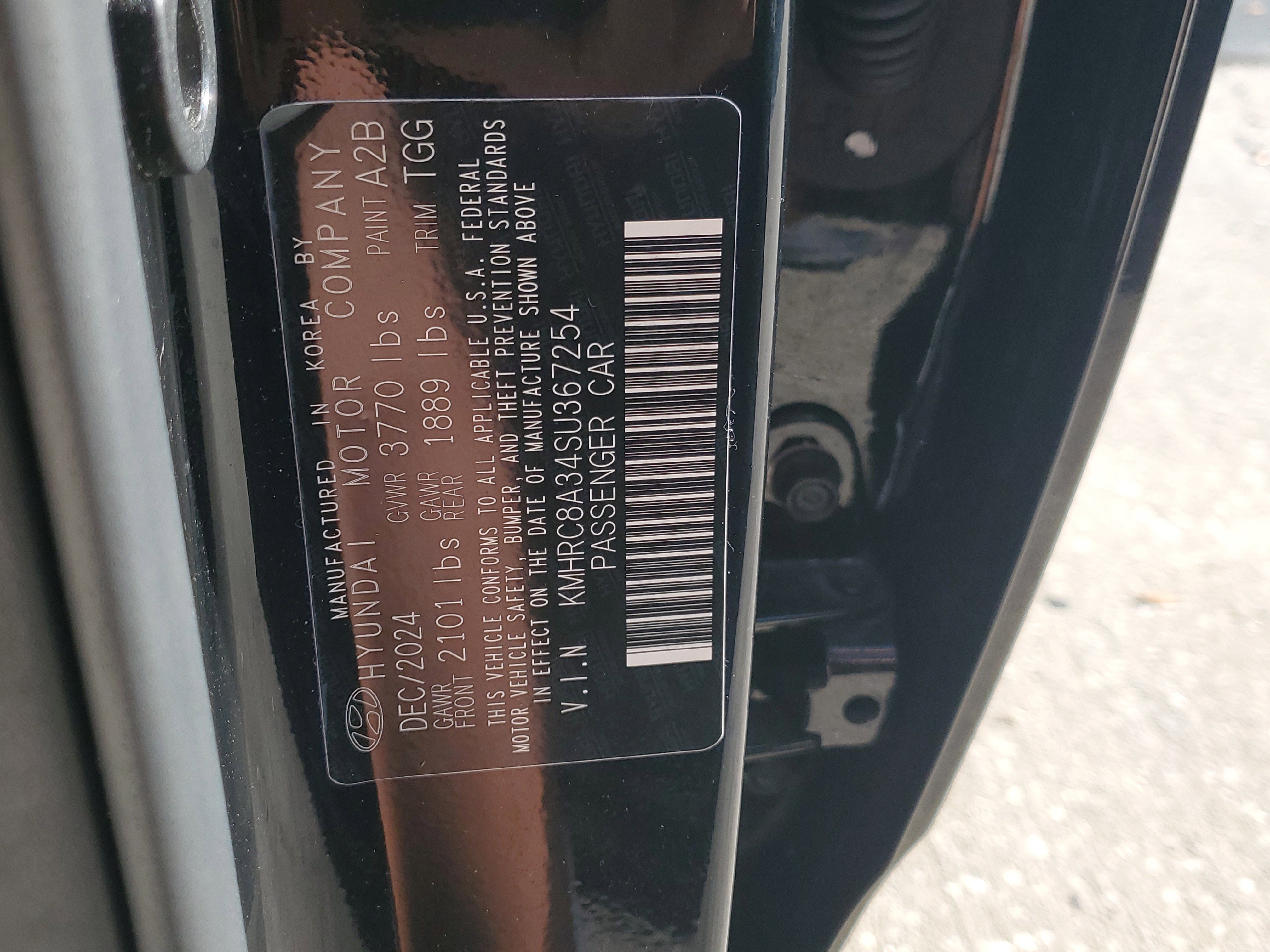 Used 2025 Hyundai Venue SEL FWD image 31
