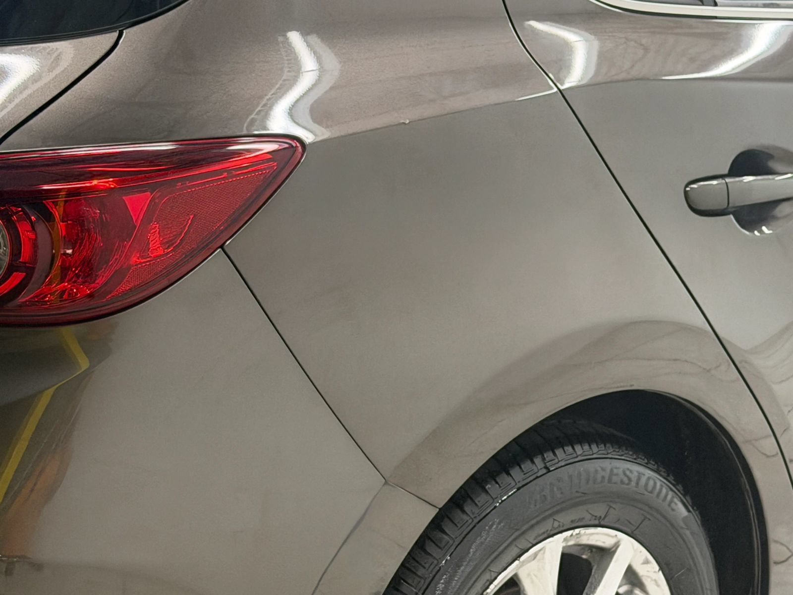 Used 2015 MAZDA MAZDA3 i Touring FWD image 10