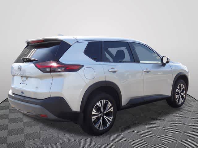Used 2023 Nissan Rogue SV FWD image 3