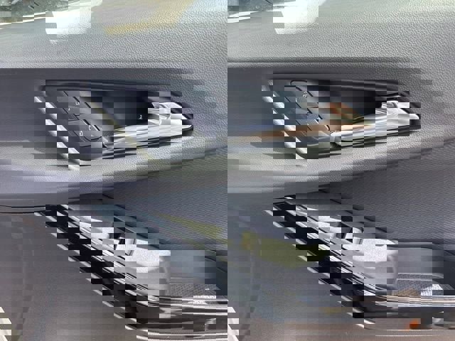 New 2026 Chevrolet Equinox LT w/ Convenience Package II image 37