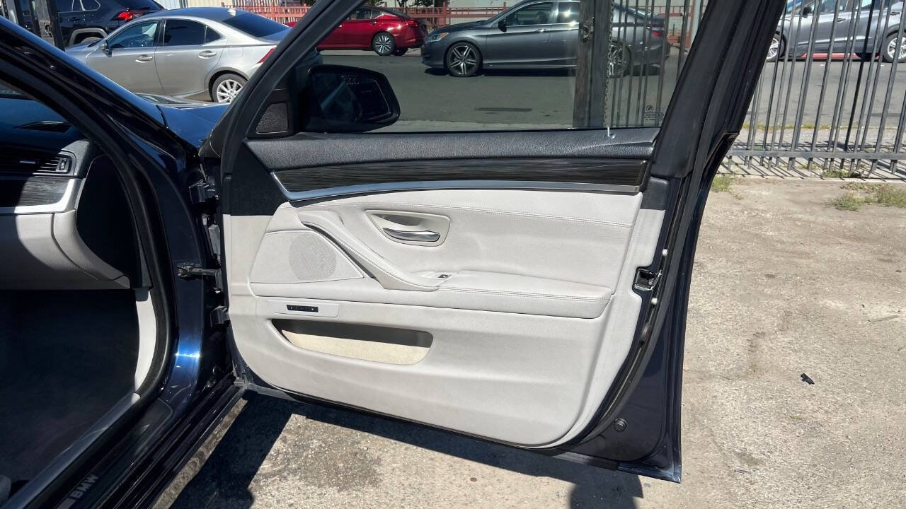 Used 2013 BMW 535i Sedan RWD image 22