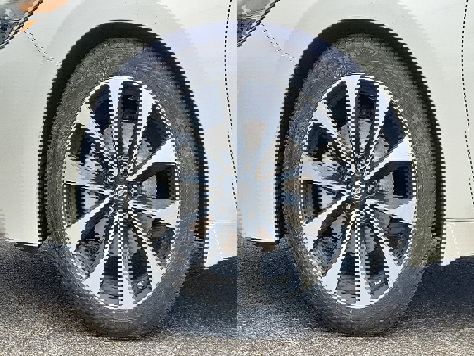 Used 2018 Nissan Maxima SR image 24