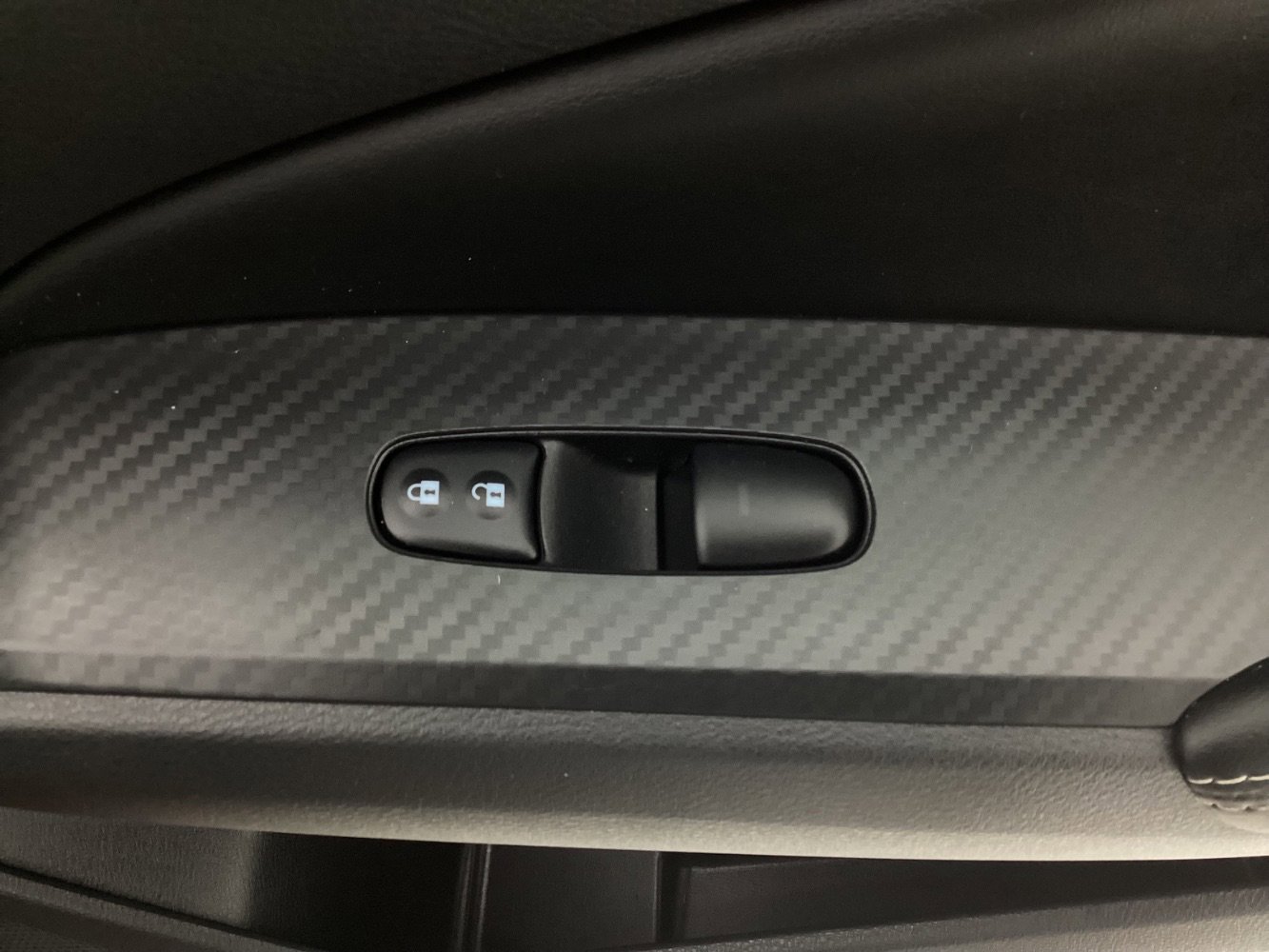 Used 2025 Nissan Altima 2.5 SV image 39