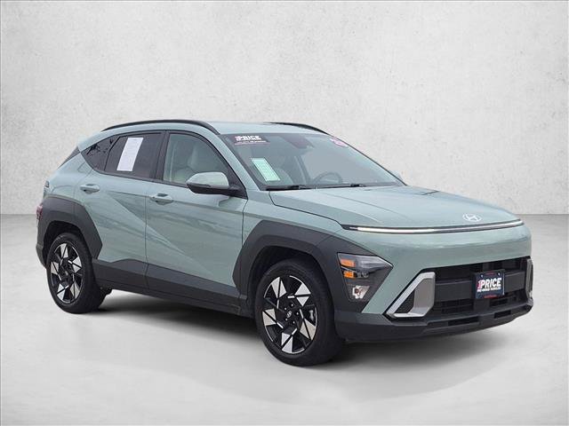 Used 2025 Hyundai Kona SEL FWD image 3