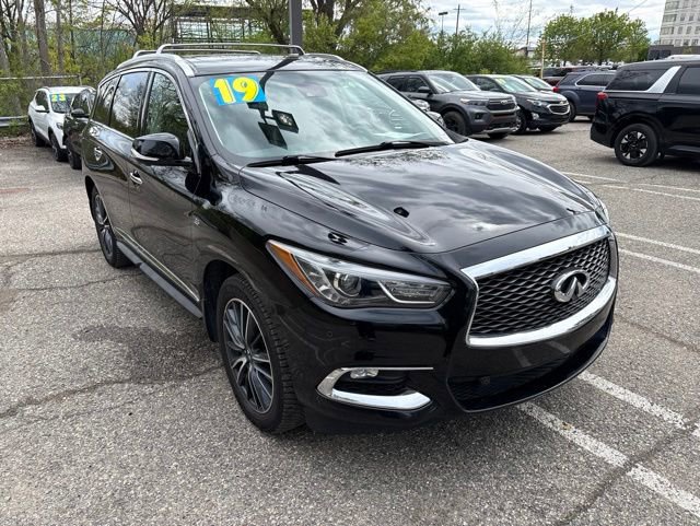 Used 2019 INFINITI QX60 Luxe w/ Sensory Package AWD/4WD image 1