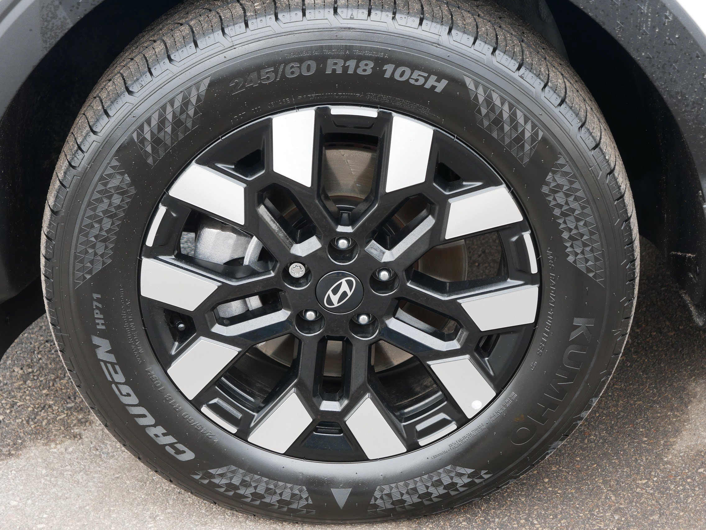 Certified 2025 Hyundai Santa Cruz SEL image 15