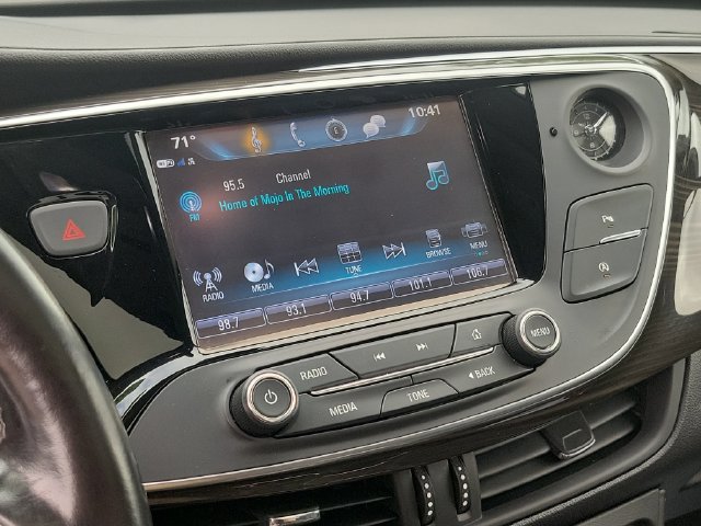 Used 2020 Buick Envision Essence FWD image 16