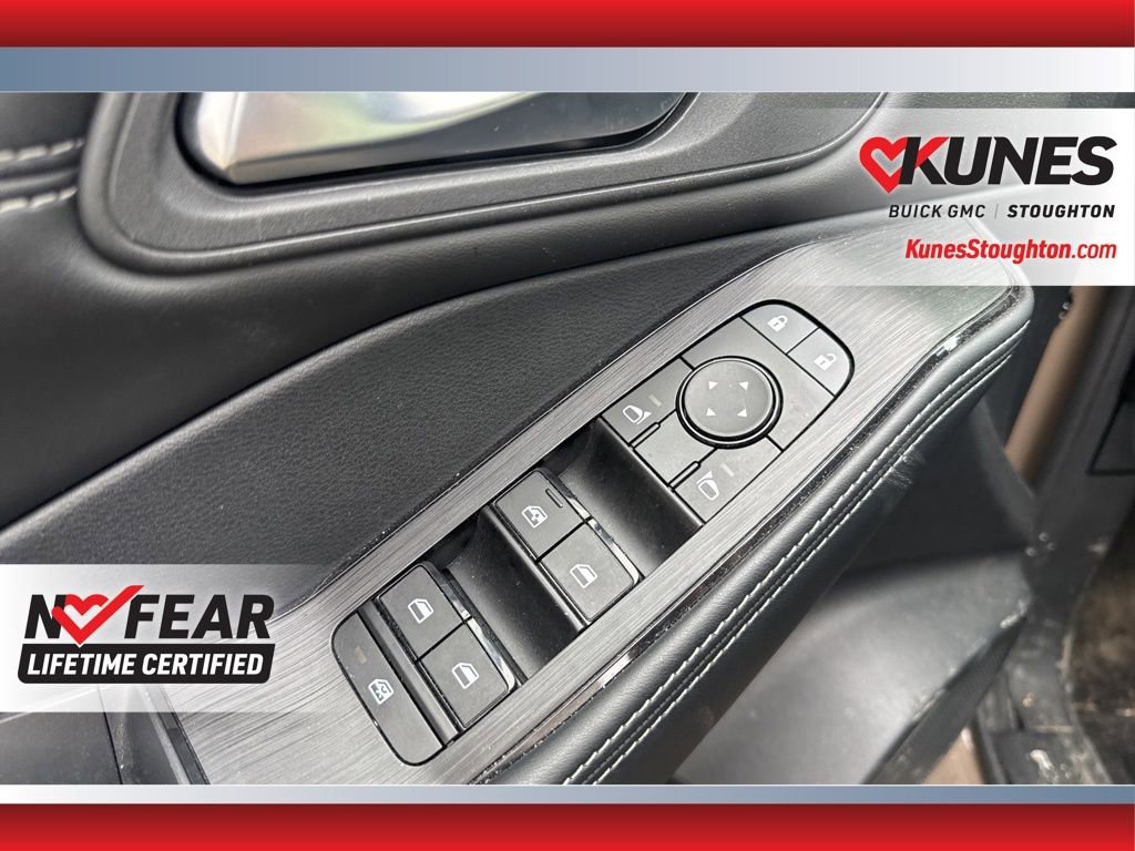 Used 2024 Nissan Rogue SV w/ SV Premium Package image 20