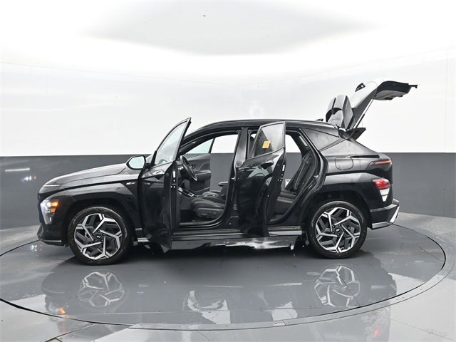 Used 2024 Hyundai Kona N Line image 32