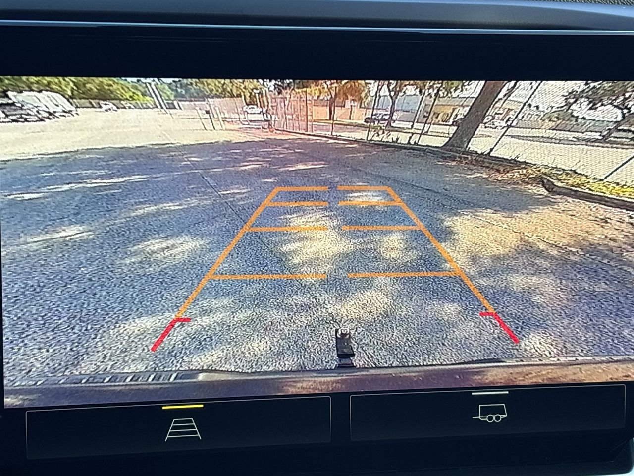 Used 2023 Chevrolet Silverado 1500 RST w/ Z71 Off-Road Package image 22