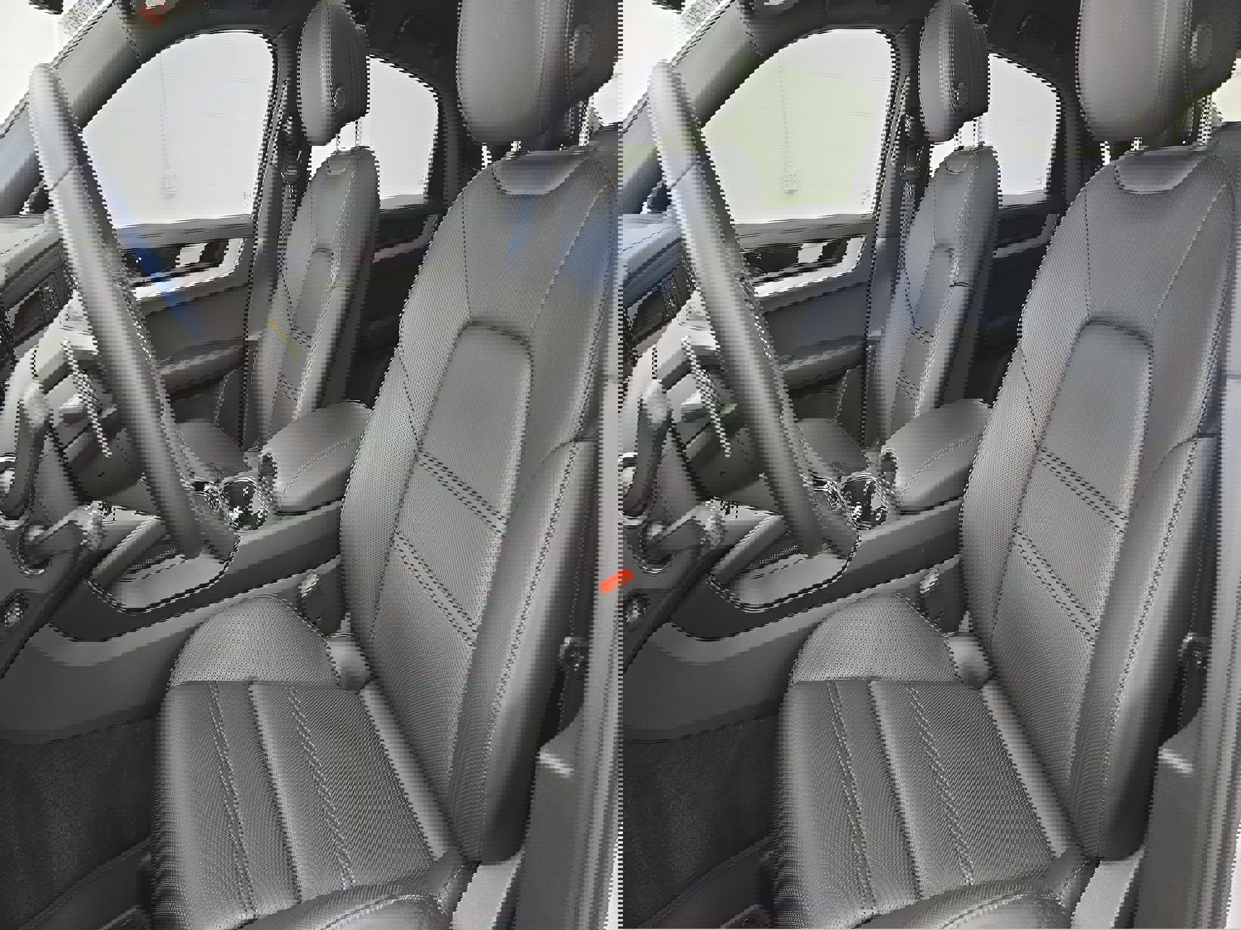 Used 2024 Porsche Cayenne S image 15