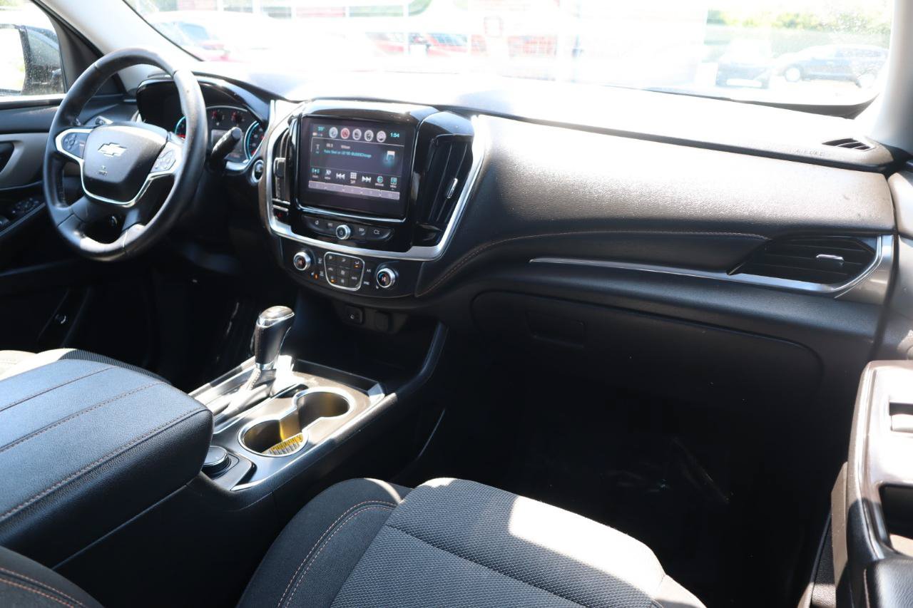 Used 2019 Chevrolet Traverse LT FWD image 11