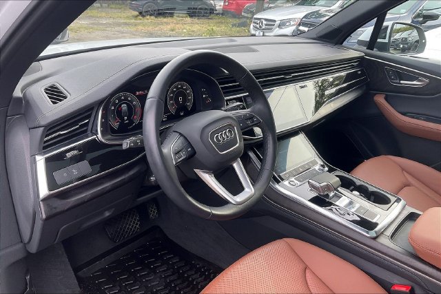 Used 2024 Audi Q7 2.0T Premium Plus AWD/4WD image 14