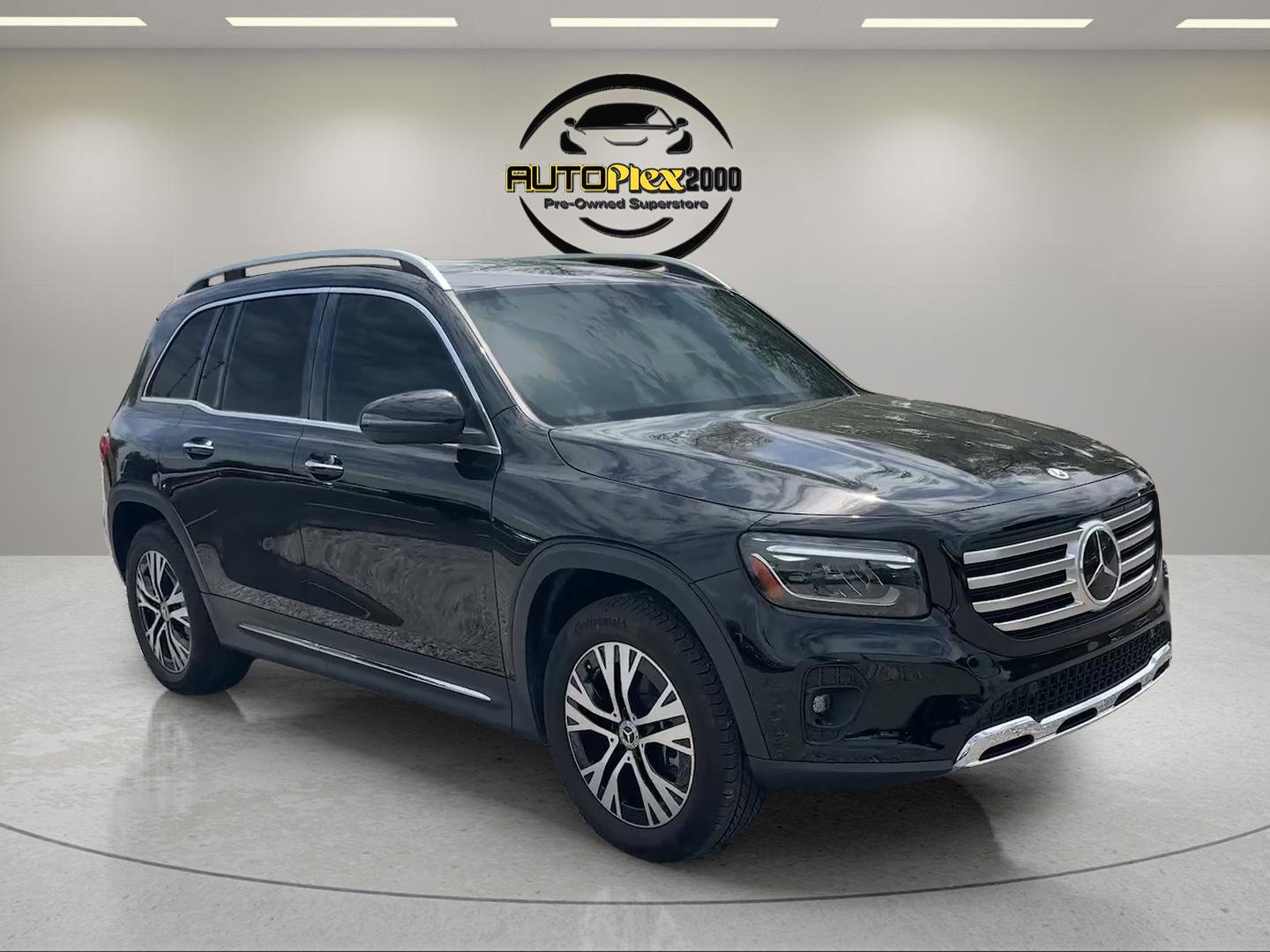 Used 2024 Mercedes-Benz GLB 250 4MATIC image 1