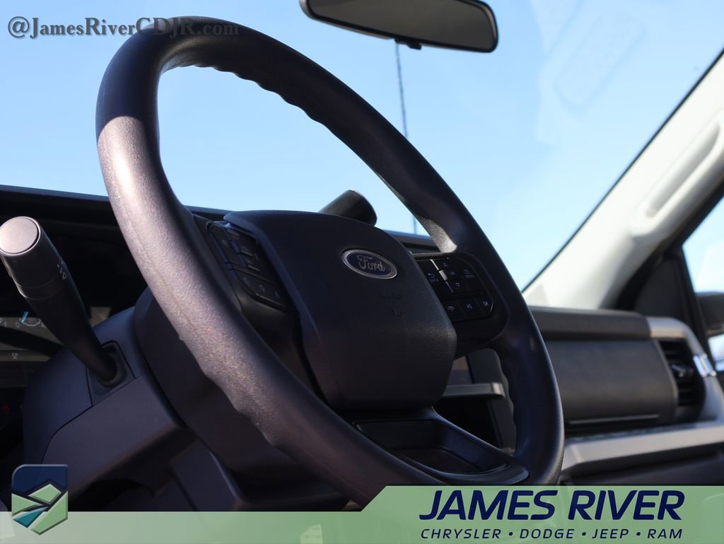 Used 2025 Ford F250 XLT image 24