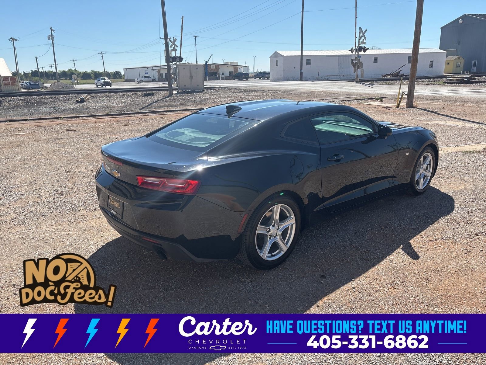 Used 2018 Chevrolet Camaro LT RWD image 7