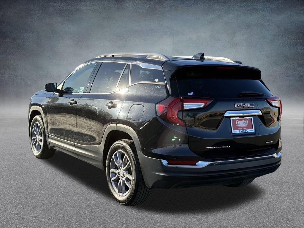 Used 2024 GMC Terrain SLT image 6