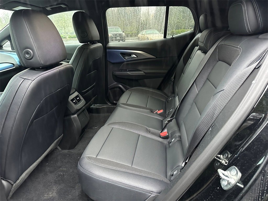 New 2026 Chevrolet Equinox EV LT image 15