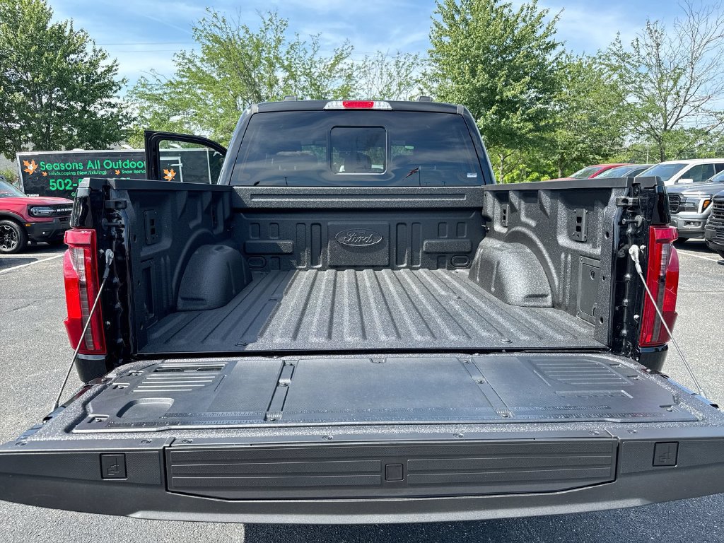 New 2026 Ford F150 XLT w/ Equipment Group 302A MID AWD/4WD image 24