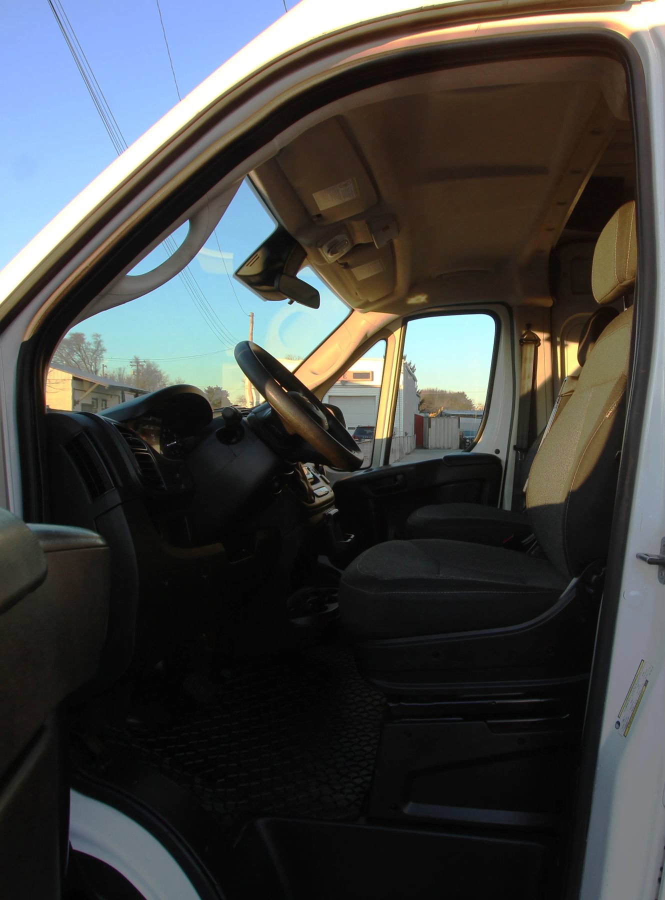 Used 2022 RAM ProMaster 2500 FWD image 9