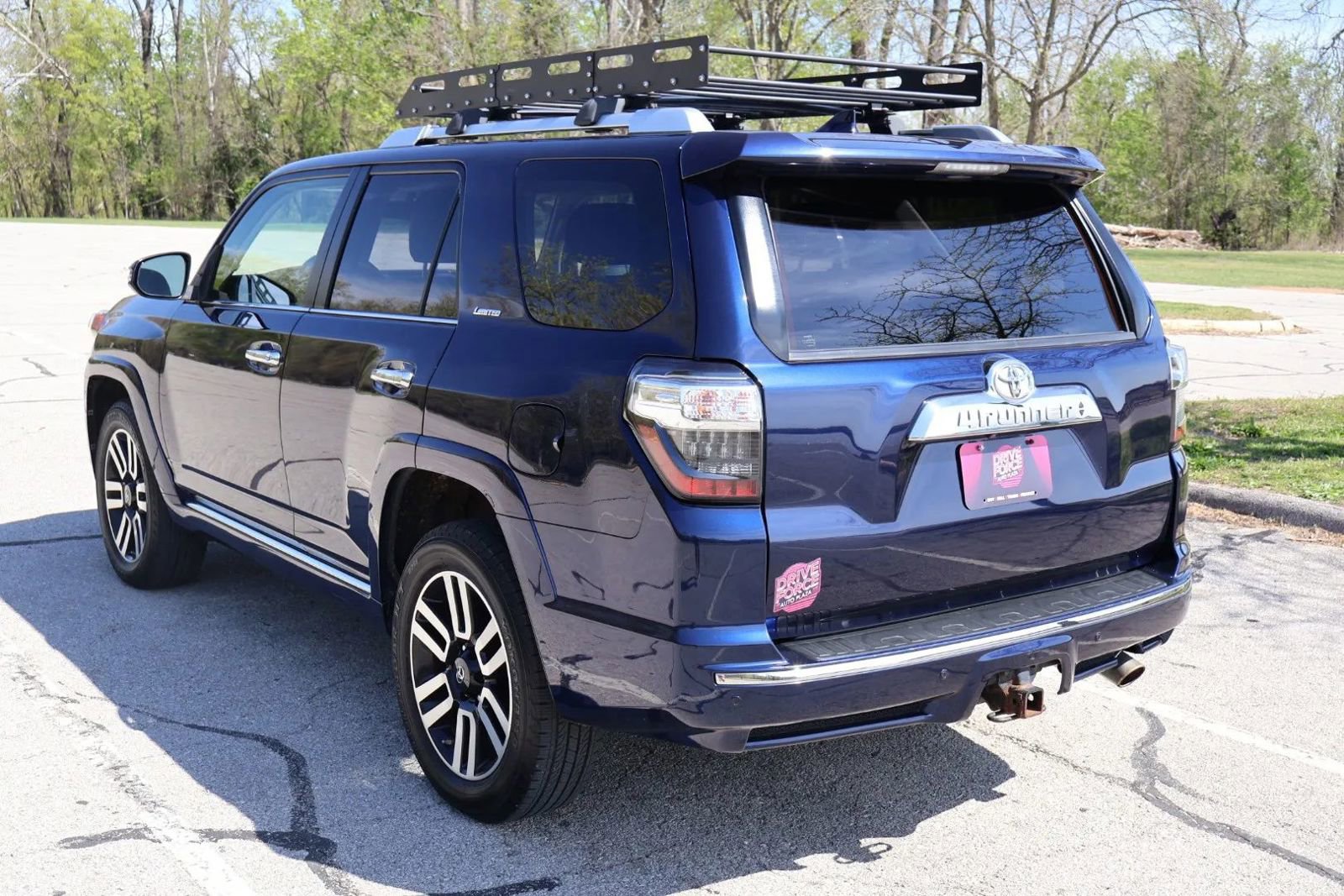 Used 2017 Toyota 4Runner Limited w/ Convenience Package image 7
