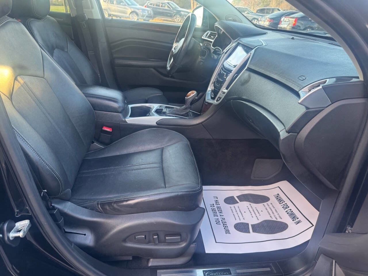 Used 2014 Cadillac SRX Luxury w/ Driver Awareness Package image 23