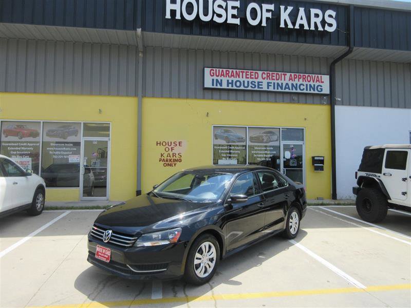 Used 2014 Volkswagen Passat 1.8T S image 2