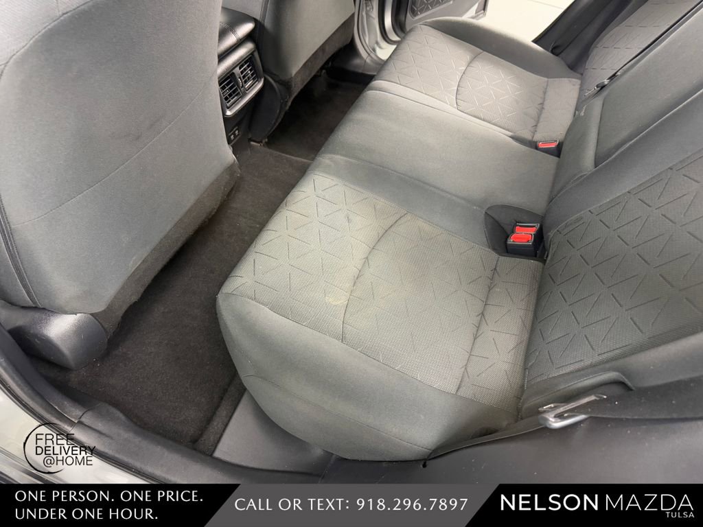 Used 2020 Toyota RAV4 XLE FWD image 40