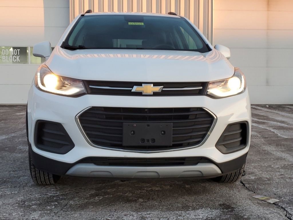 Used 2019 Chevrolet Trax LT w/ LT Convenience Package image 2