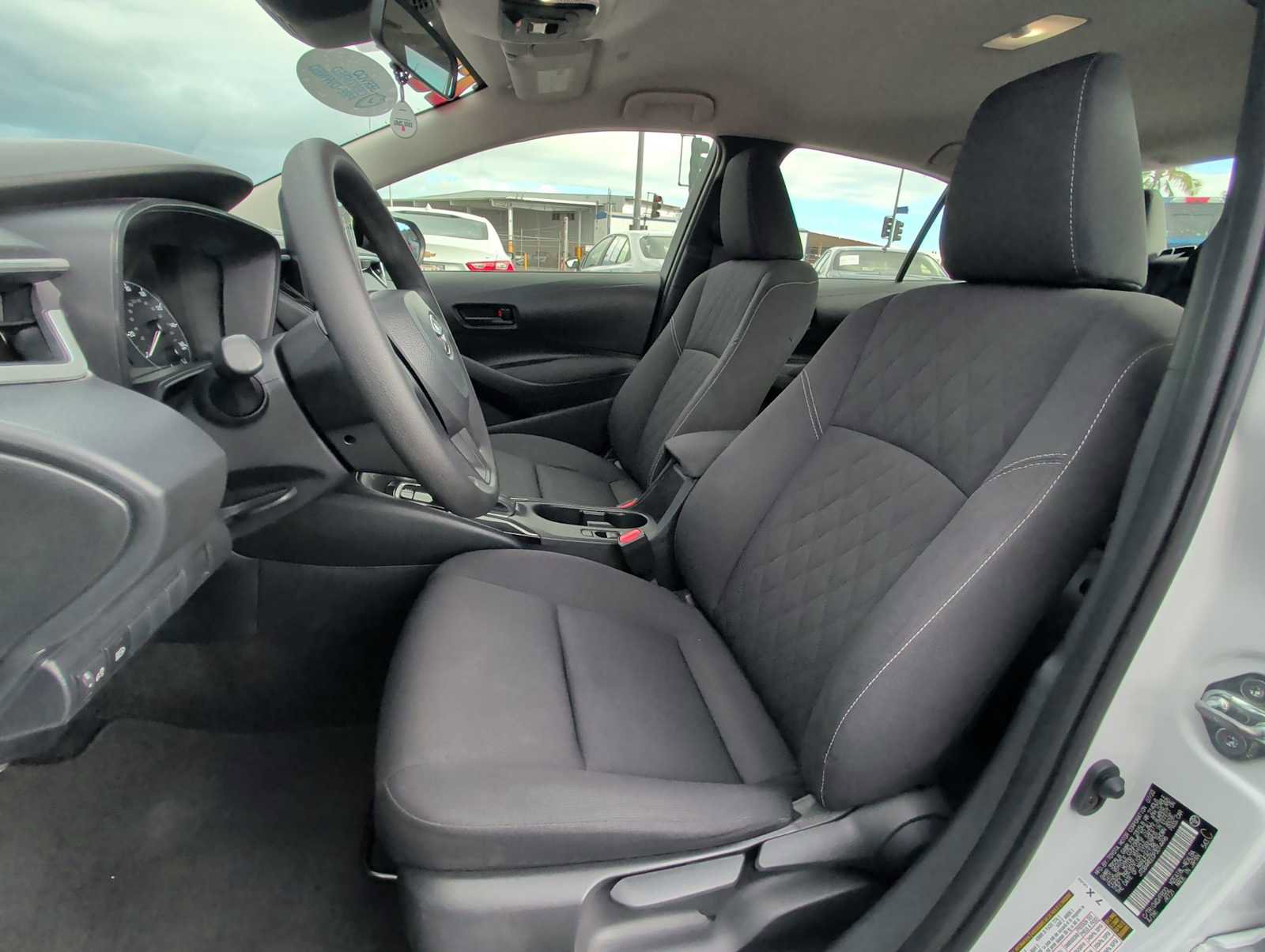 Used 2023 Toyota Corolla LE image 13