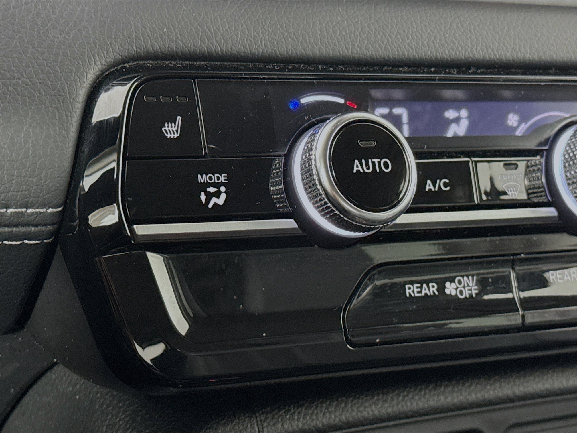 Certified 2024 Honda Pilot EX-L image 19